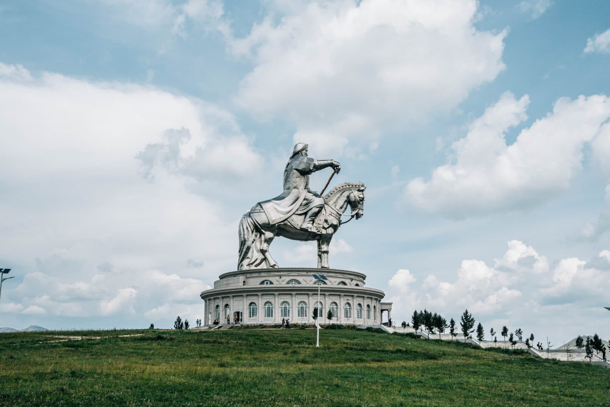 バヤンウルギー鷲祭り 6日間 1